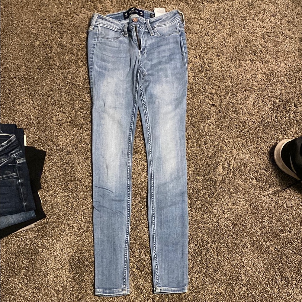 Hollister low rise jean leggings size 24
